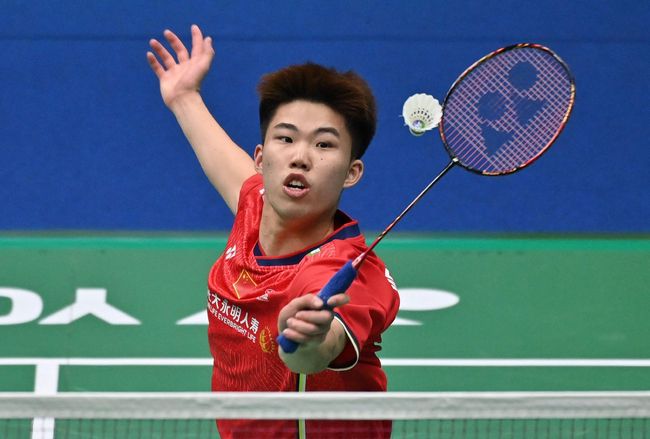 奥斯卡提名午宴众星云集 摩尔美艳、石头姐知性 2015-02-03 当地时间2月2日，美国加利福尼亚，第87届奥斯卡提名午宴举行，多位颁奖季热门导演、演员出席。