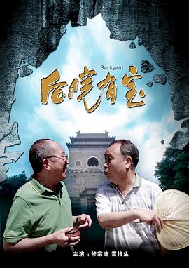 恋情甜蜜的吴奇隆难掩幸福，嘴边始终带着笑意。